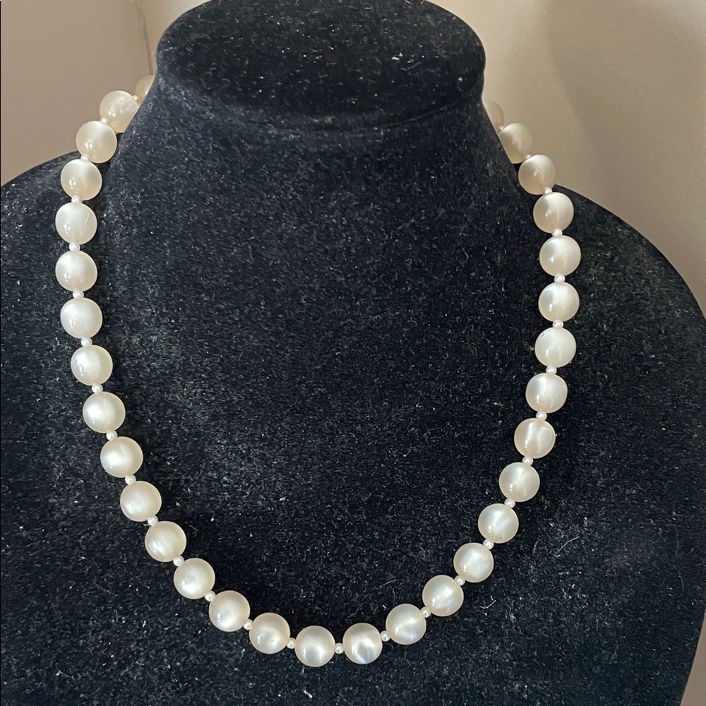 Vintage moon glow beads with macthing clasp